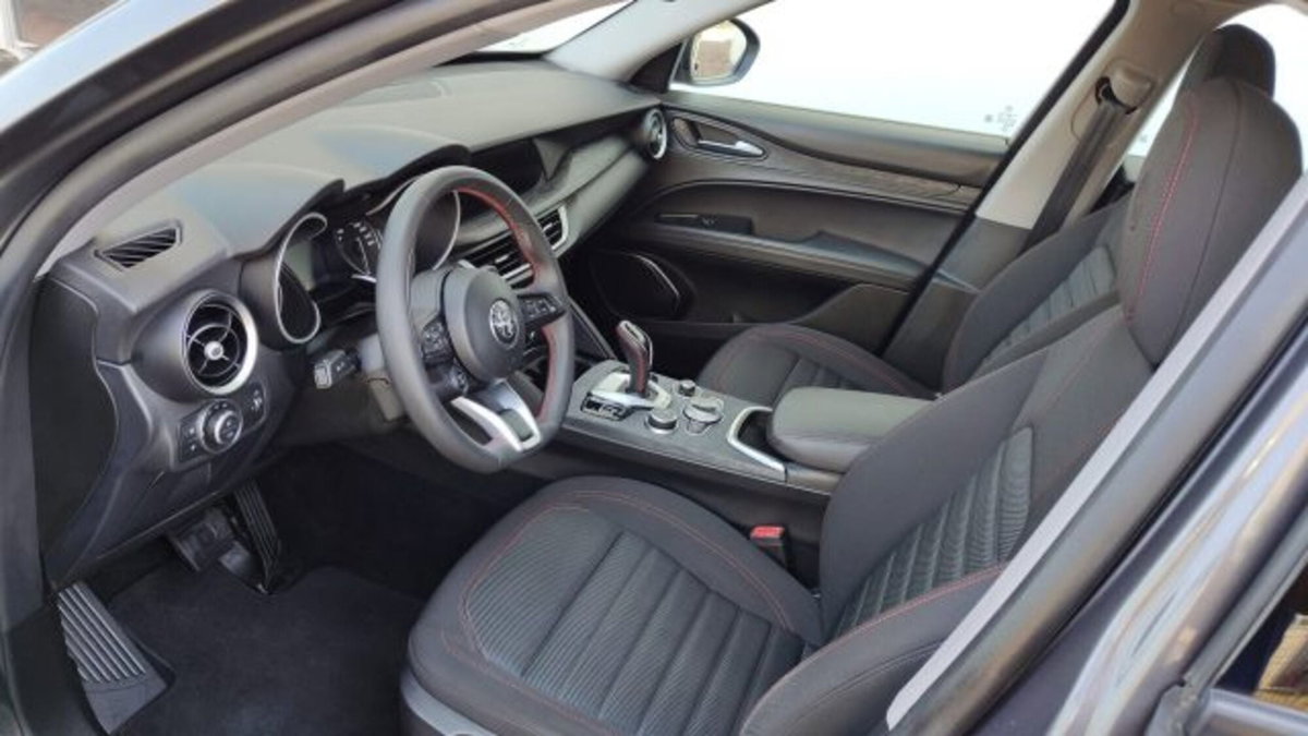 Alfa Romeo Stelvio Stelvio 2.2 Turbodiesel 190 CV AT8 Q4 Super Business (9)