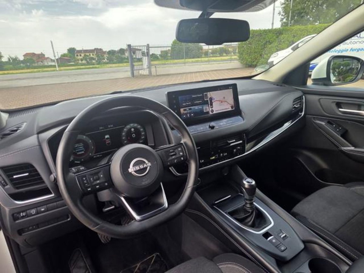 Nissan Qashqai MHEV 140 CV N-Style (10)