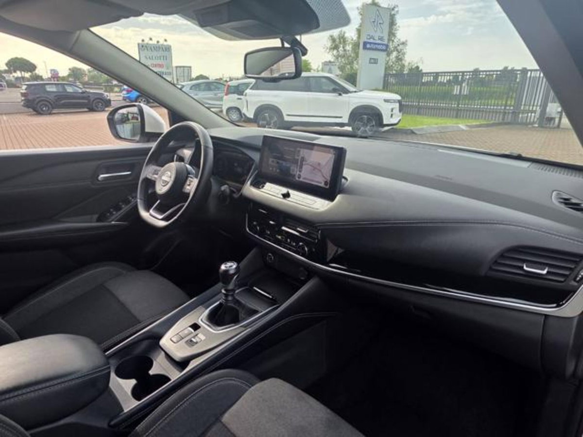 Nissan Qashqai MHEV 140 CV N-Style (12)