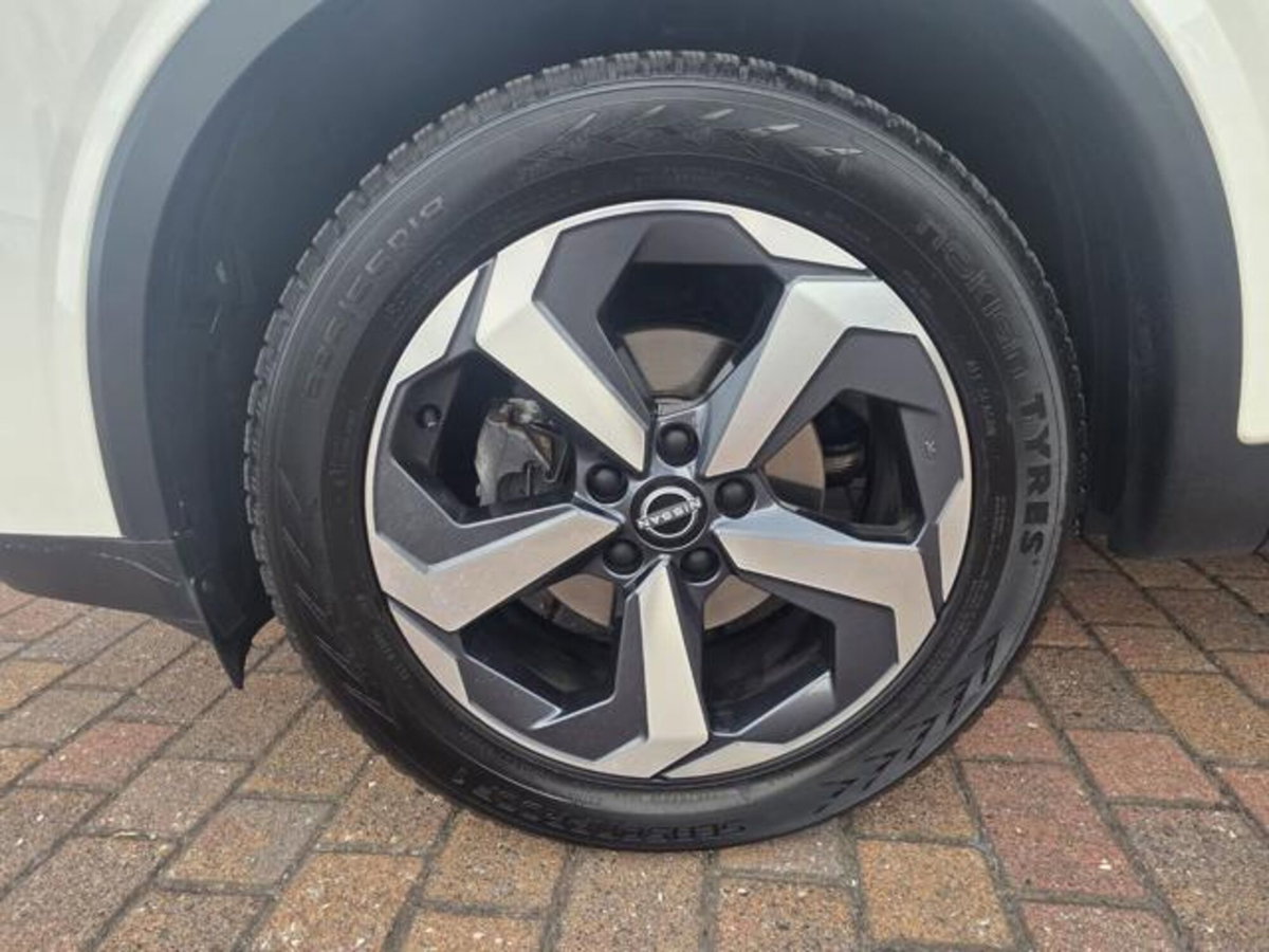 Nissan Qashqai MHEV 140 CV N-Style (9)
