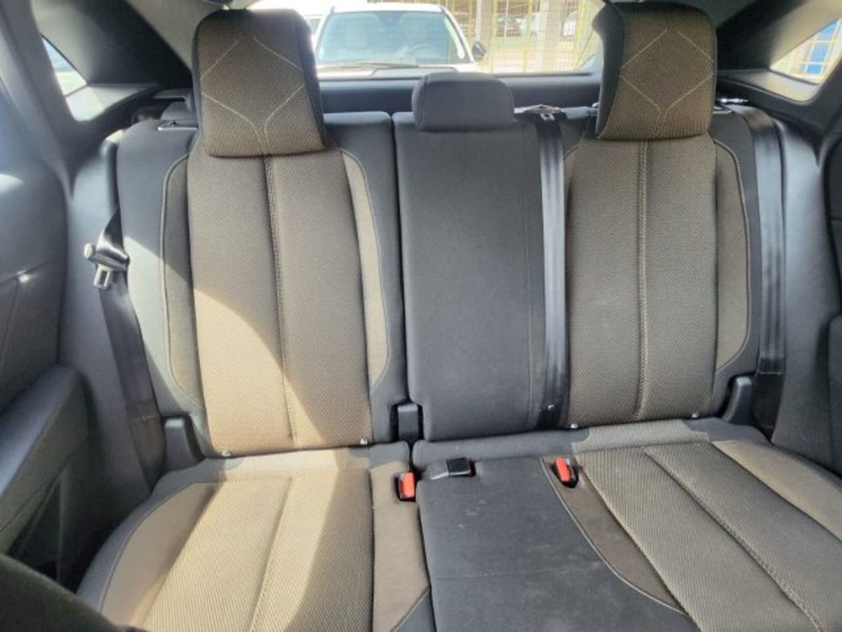 Ds DS 7 1.5 bluehdi Bastille Business 130cv auto (16)