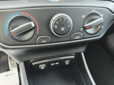Hyundai Bayon 1.2 Gpl Xline 78cv mt (18)