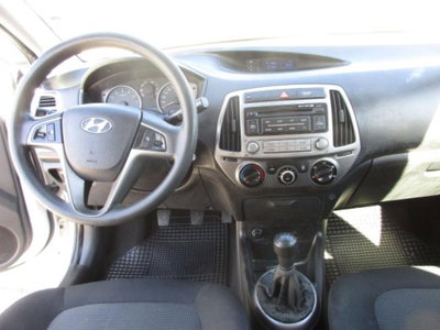 Hyundai i20 1.2 5p. BlueDrive (11)