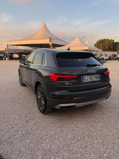 Audi Q3 2.0 TDI 150 CV quattro S tronic Design (4)