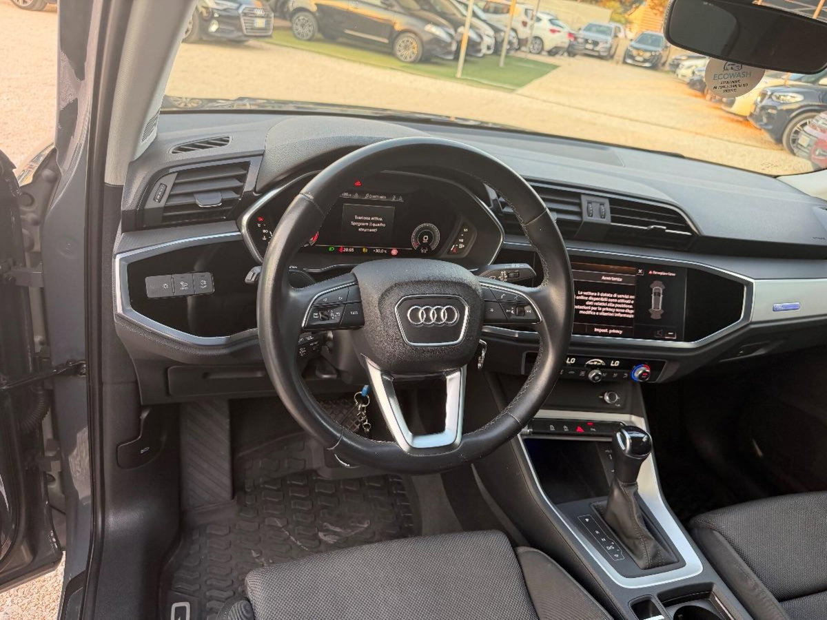 Audi Q3 2.0 TDI 150 CV quattro S tronic Design (7)