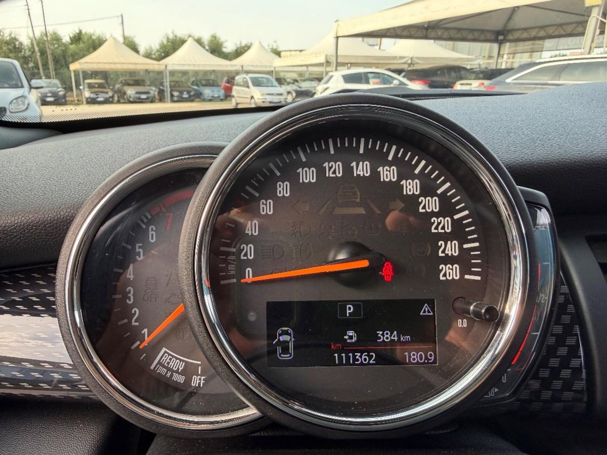 MINI Mini Cabrio 2.0 John Cooper Works Hype Cabrio (18)