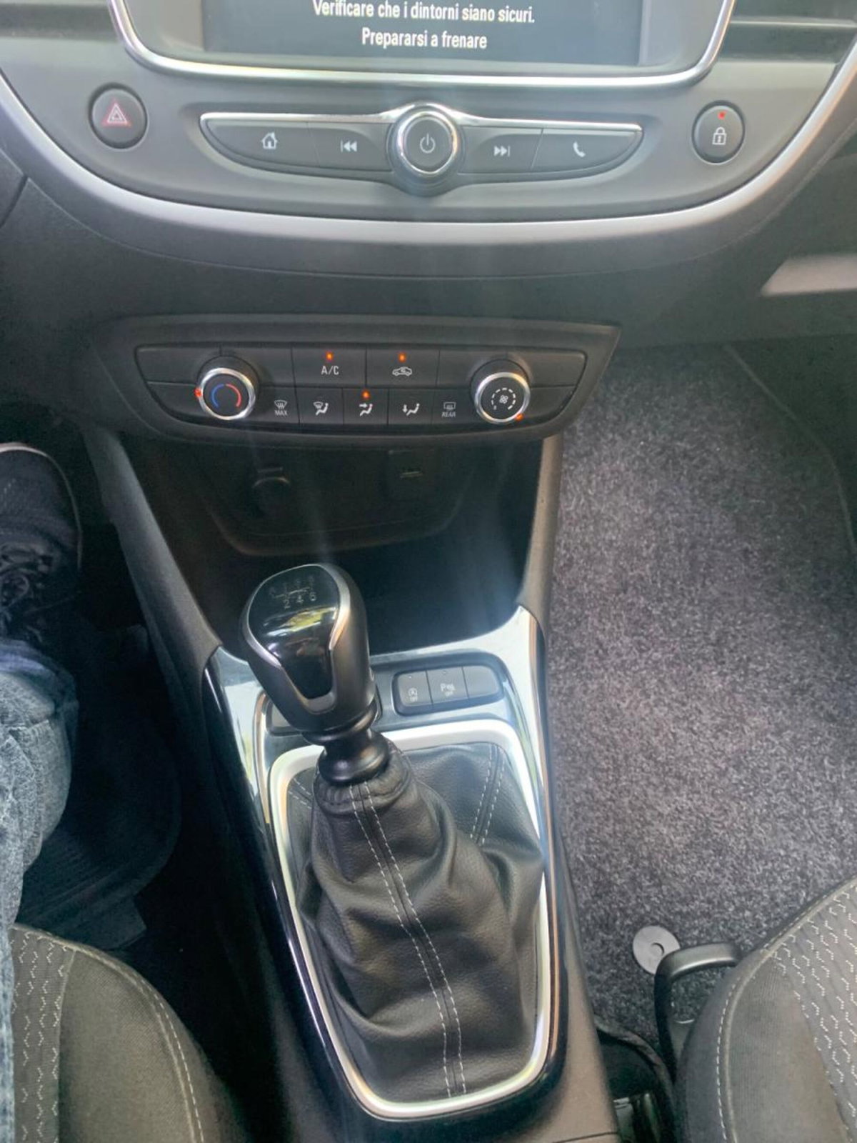 Opel Crossland 1.5 ecotec Ultimate 110cv (11)