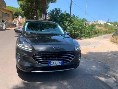 Ford Kuga 1.5 EcoBlue 120 CV 2WD ST-Line (2)