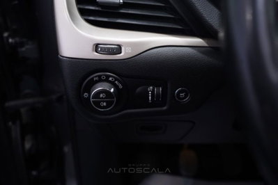 Jeep Cherokee 2.0 Mjt II Limited (13)