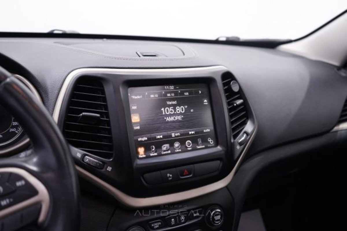 Jeep Cherokee 2.0 Mjt II Limited (16)