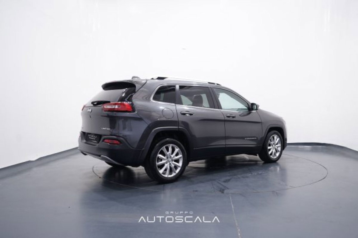 Jeep Cherokee 2.0 Mjt II Limited (6)