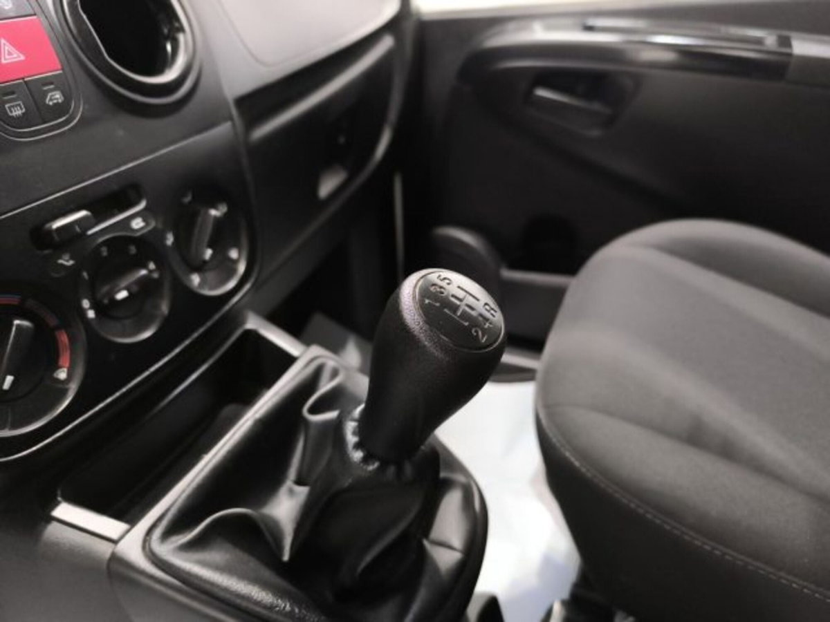 Fiat Fiorino QUBO 1.3 MJT 95CV SX (N1) (12)