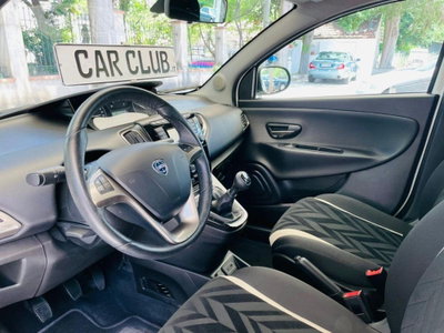 Lancia Ypsilon 1.2 69 CV 5 porte GPL Ecochic Gold (10)