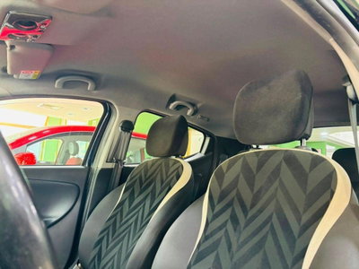 Lancia Ypsilon 1.2 69 CV 5 porte GPL Ecochic Gold (14)