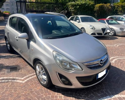 Opel Corsa 1.2 85CV 5 porte GPL-TECH Edition (14)