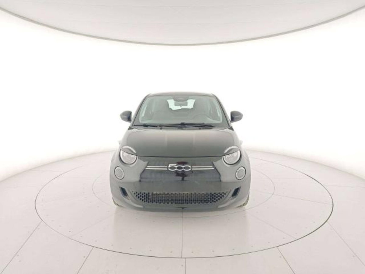 Fiat 500e e 42 kWh Icon (2)