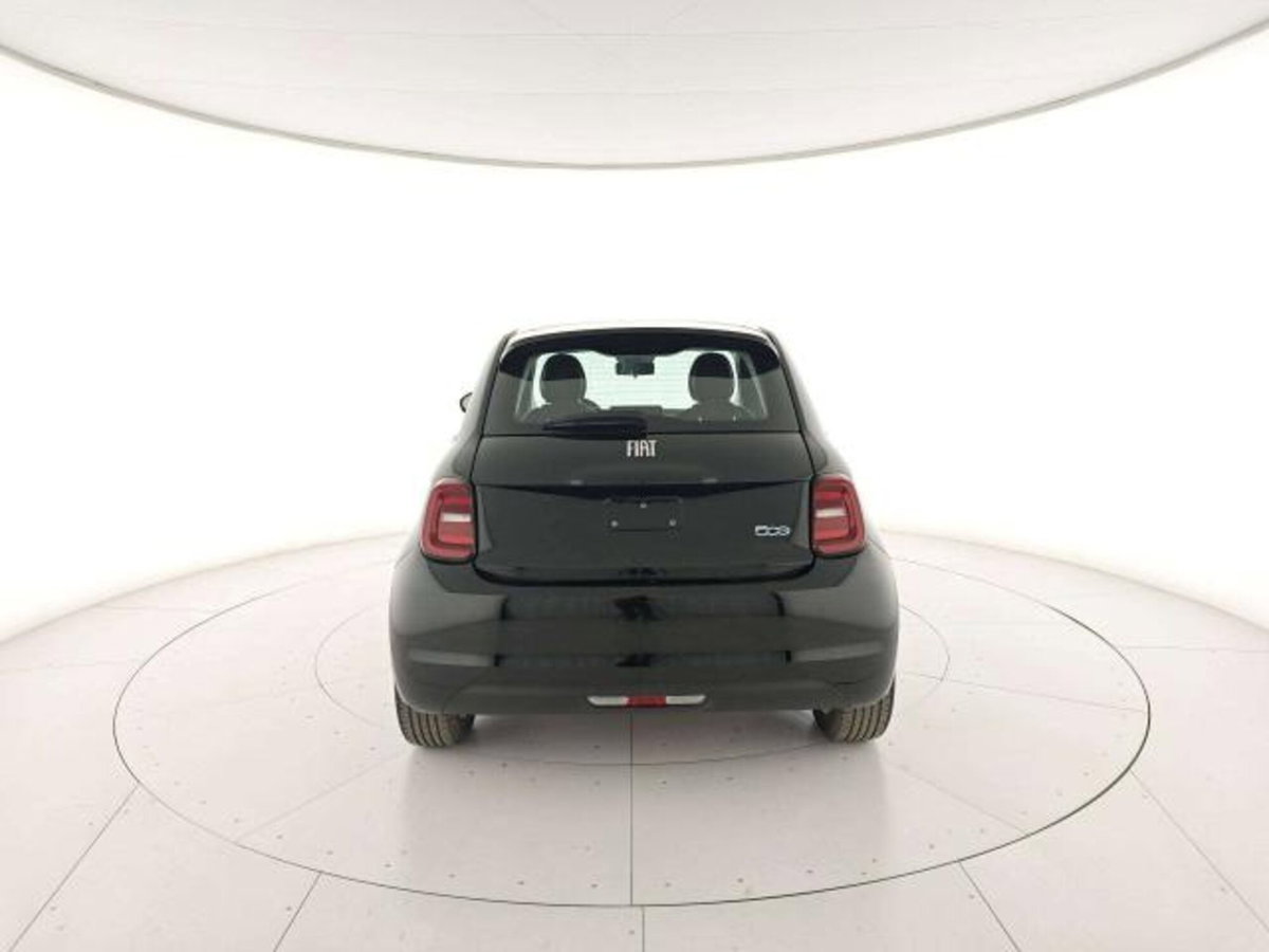 Fiat 500e e 42 kWh Icon (5)