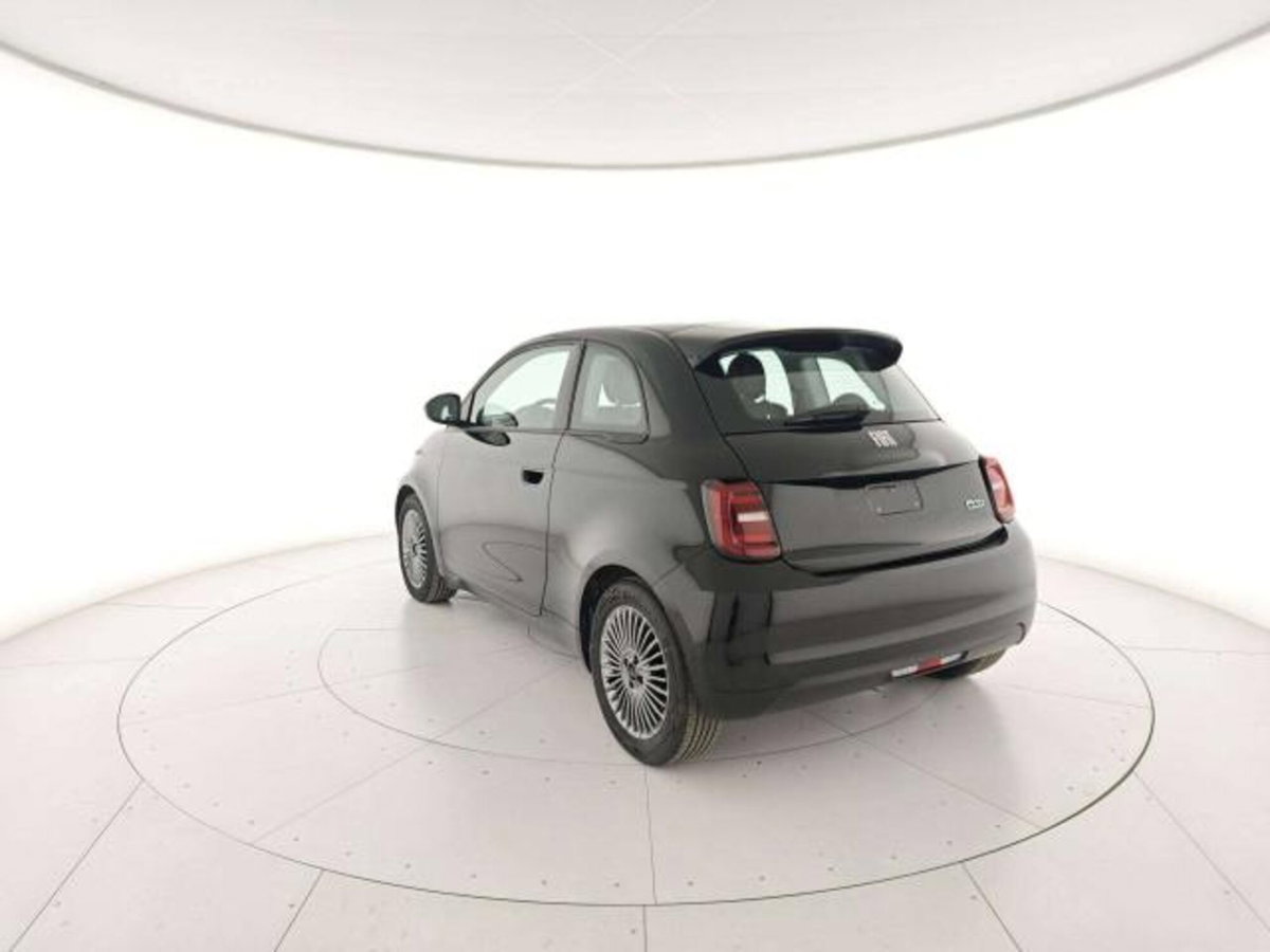 Fiat 500e e 42 kWh Icon (6)