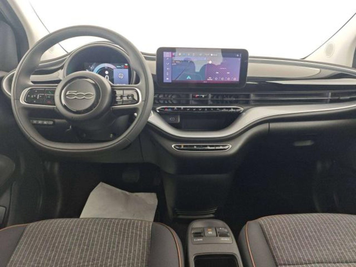 Fiat 500e e 42 kWh Icon (9)