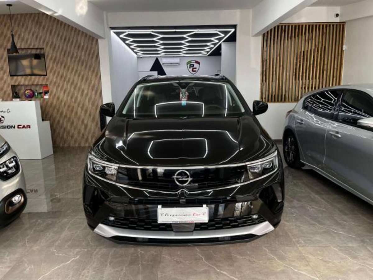 Opel Grandland 1.5 ecotec Ultimate s&s 130cv at8 (2)