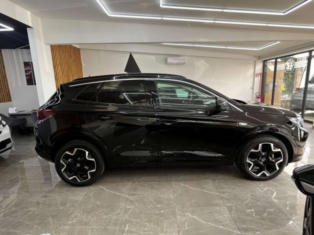 Opel Grandland 1.5 ecotec Ultimate s&s 130cv at8 (5)