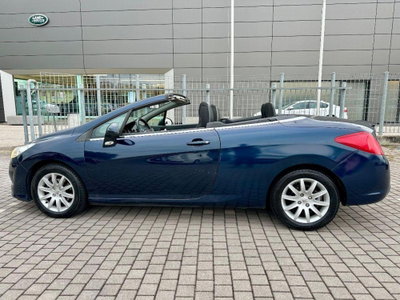 Peugeot 308 Cabrio 1.6 HDi 112CV CC Féline (2)