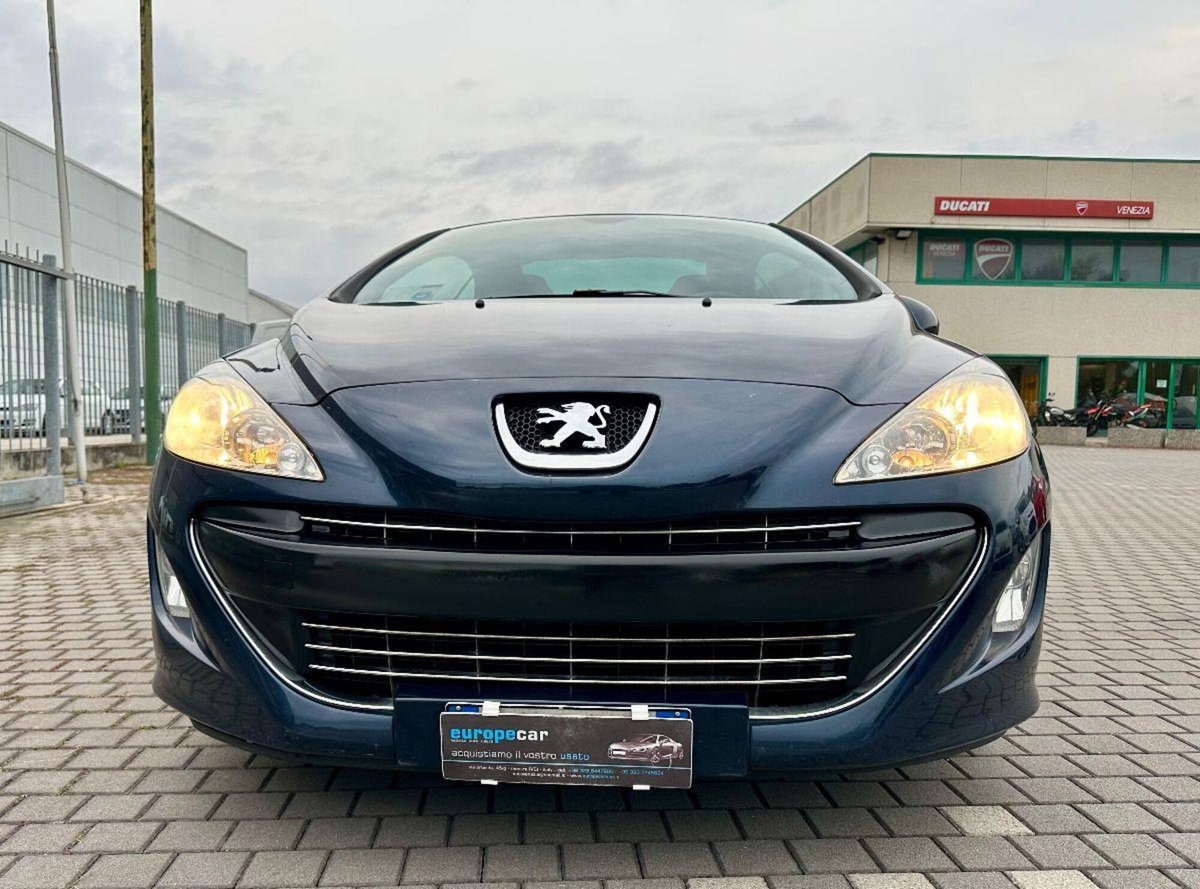 Peugeot 308 Cabrio 1.6 HDi 112CV CC Féline (6)