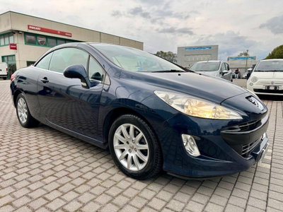 Peugeot 308 Cabrio 1.6 HDi 112CV CC Féline (9)