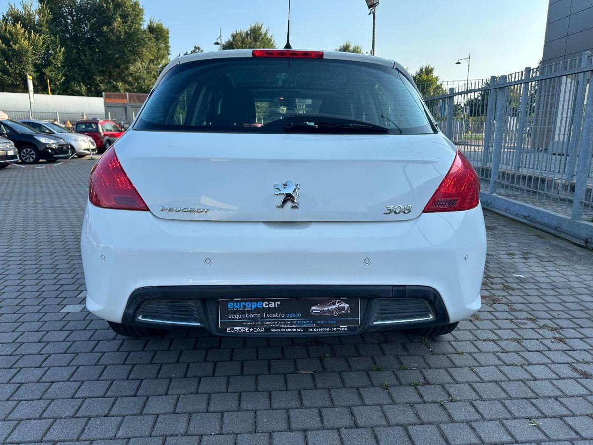 Peugeot 308 1.6 HDi 110CV 5p. Sportium (10)