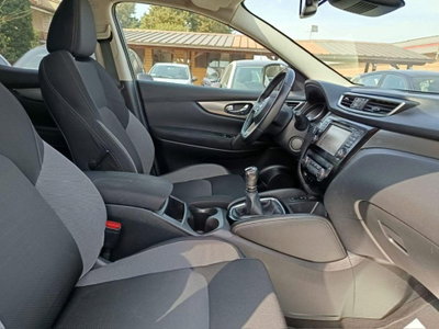 Nissan Qashqai 1.5 dCi Tekna (17)