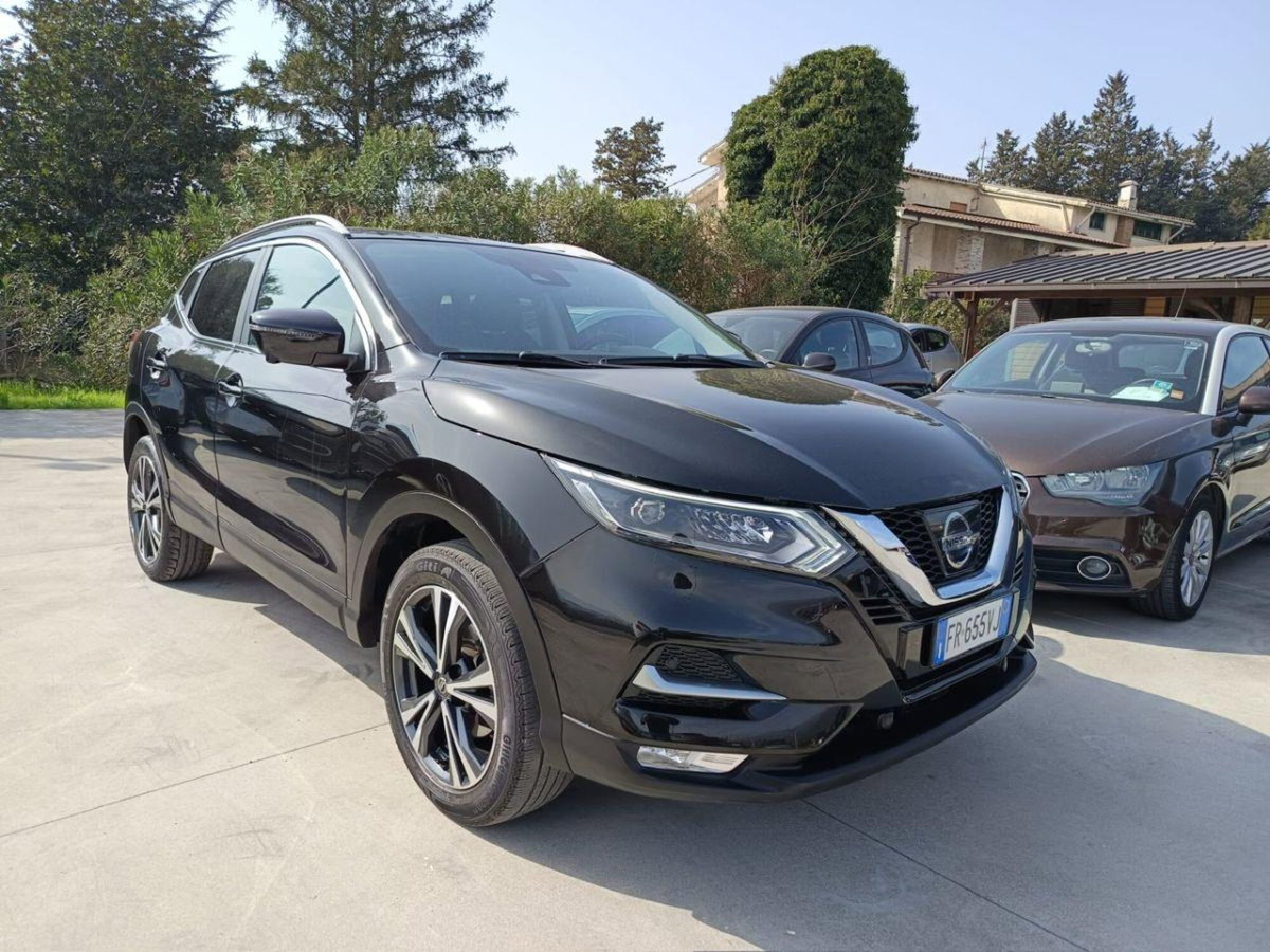 Nissan Qashqai 1.5 dCi Tekna (3)