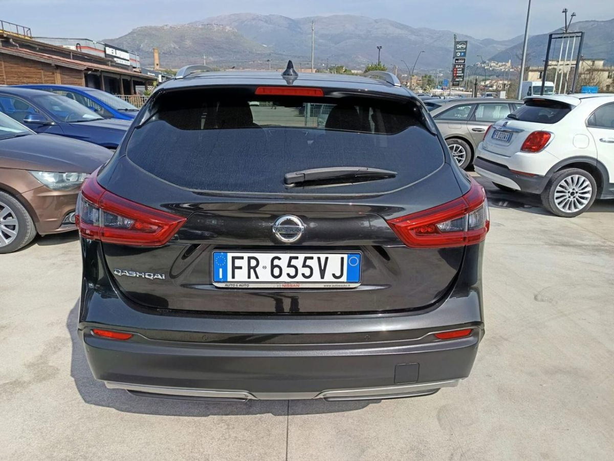 Nissan Qashqai 1.5 dCi Tekna (5)