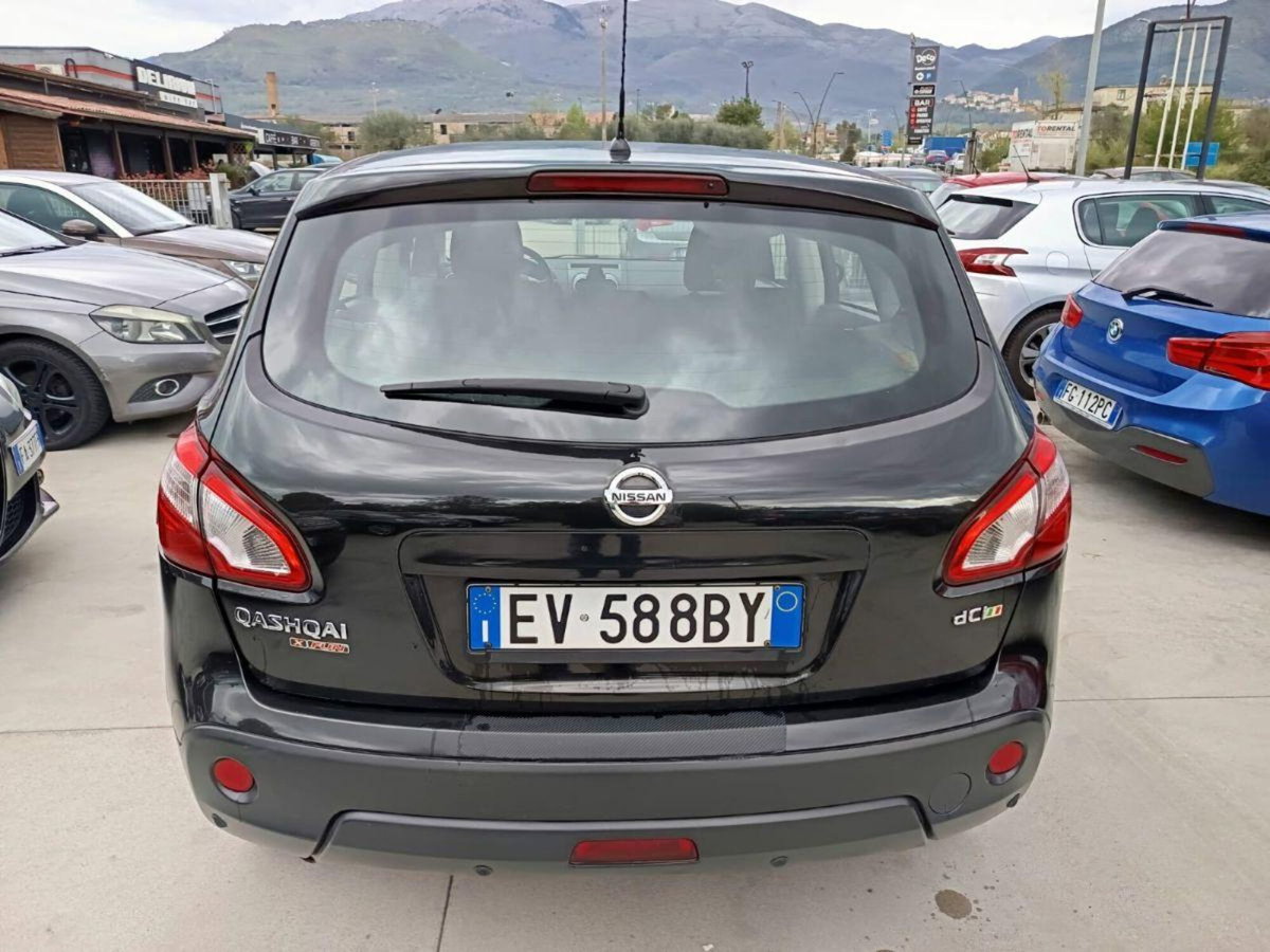 Nissan Qashqai 1.5 dCi Tekna (8)