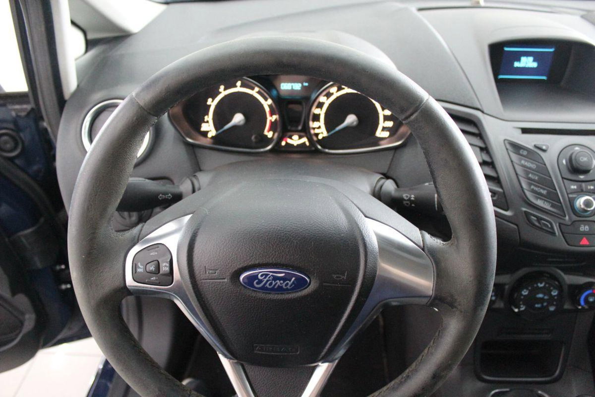 Ford Fiesta 1.0 80CV 5 porte (10)