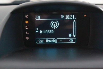 Ford Fiesta 1.0 80CV 5 porte (13)