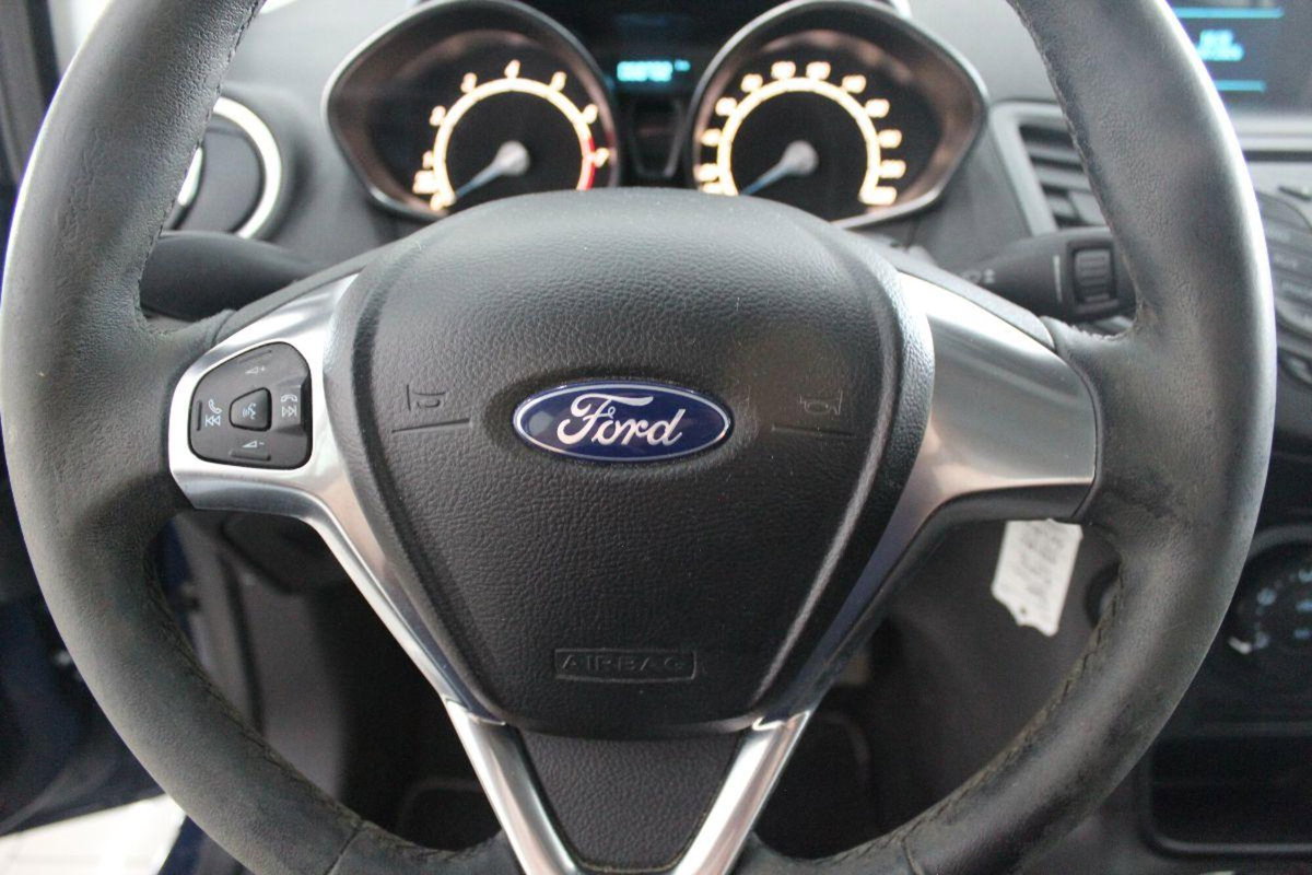 Ford Fiesta 1.0 80CV 5 porte (8)