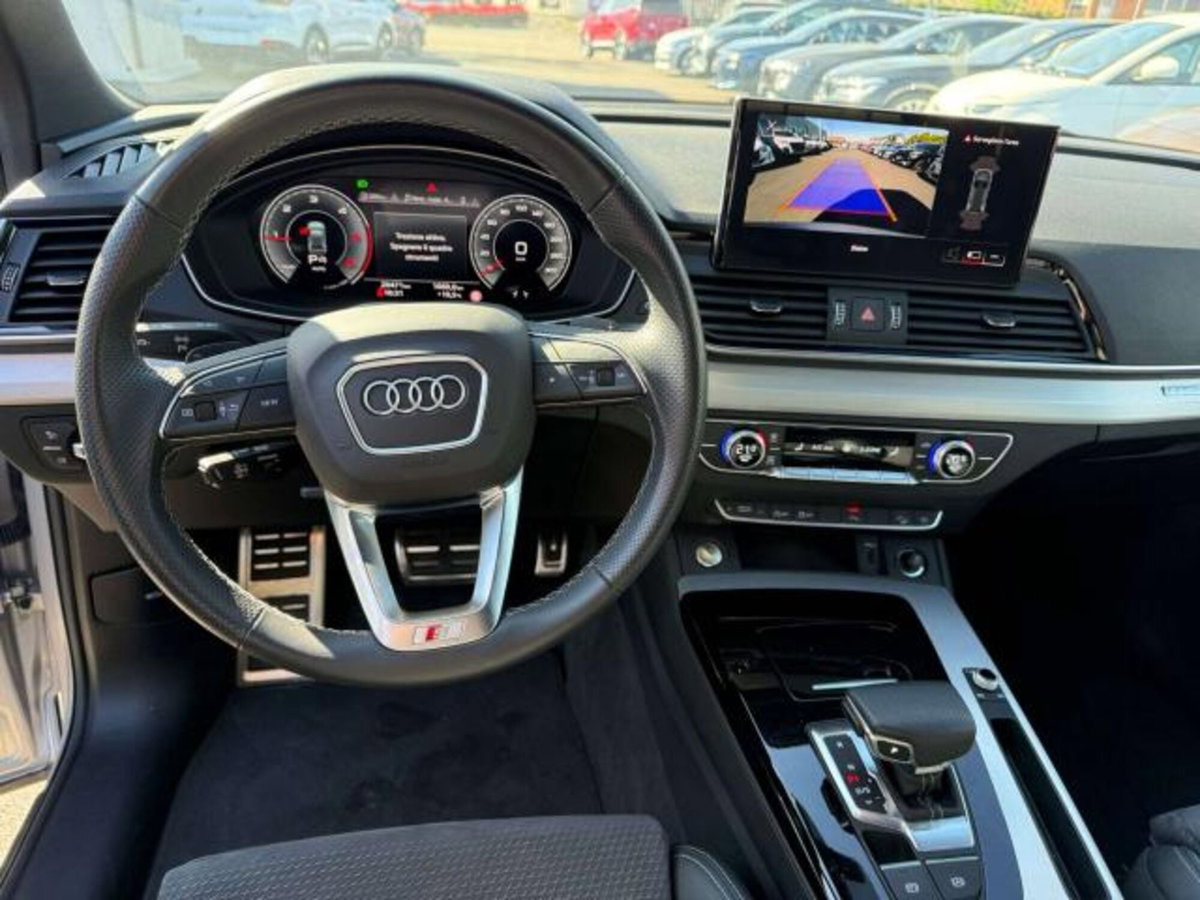 Audi Q5 40 2.0 tdi mhev 12V Identity Black quattro s-tronic (6)
