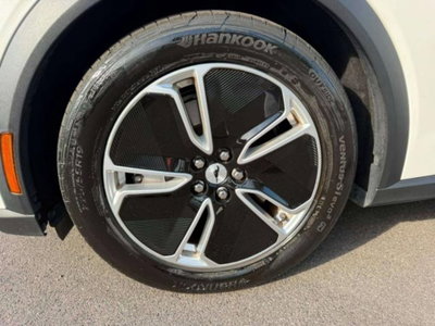 Ford Mustang Mach-E Standard 269CV (19)