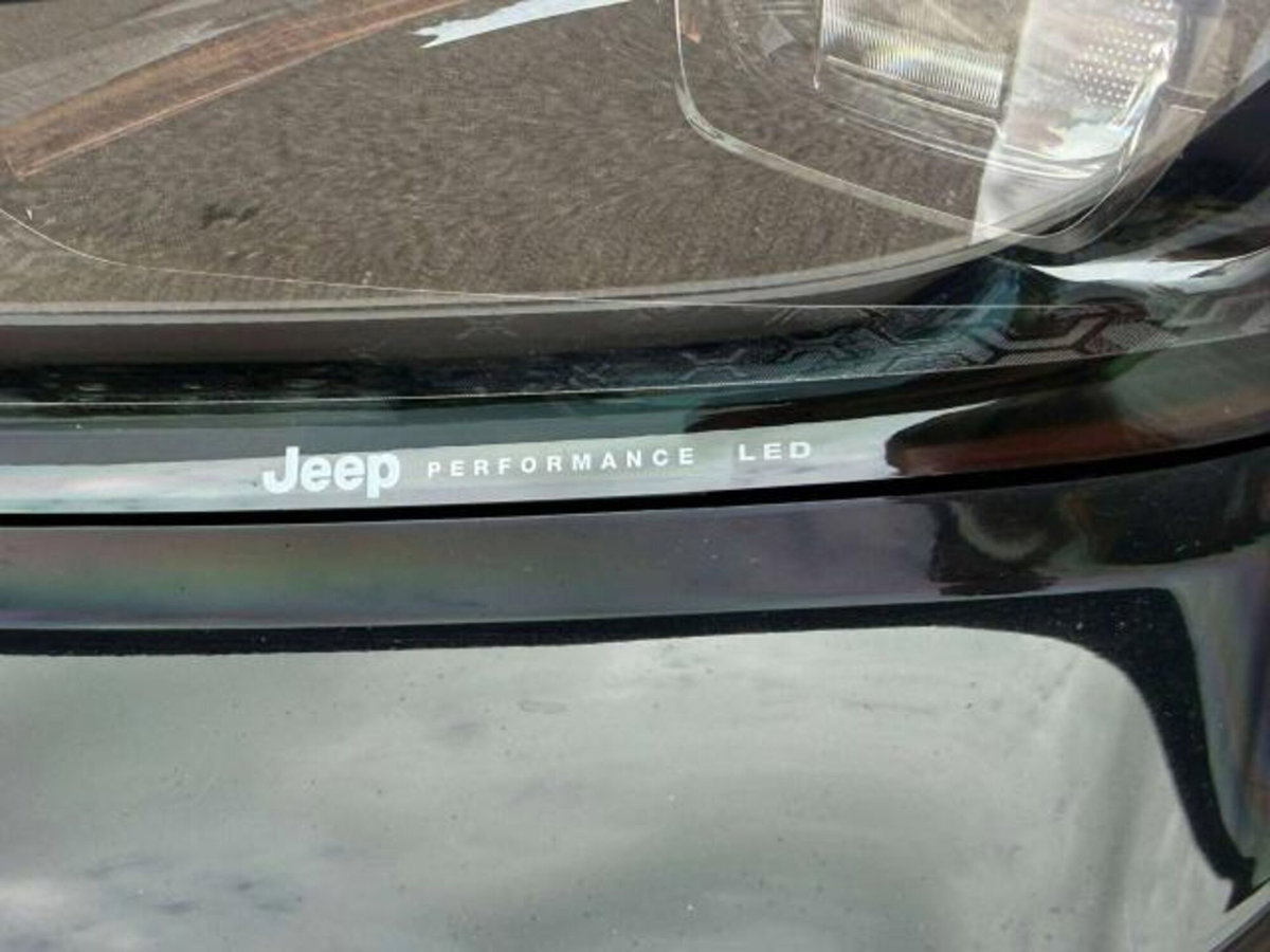Jeep Avenger 1.2 turbo Summit fwd 100cv (13)