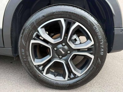 Jeep Avenger 1.2 turbo Summit fwd 100cv (15)