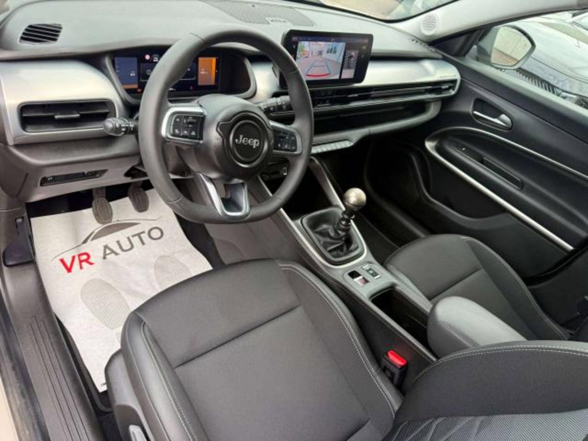 Jeep Avenger 1.2 turbo Summit fwd 100cv (6)