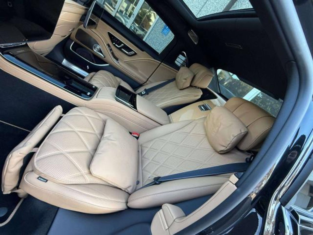 Mercedes-Benz Classe S Maybach 680 Business 4matic auto (14)