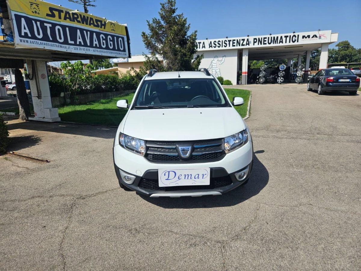 Dacia Sandero 0.9 TCe 12V 90CV Start&Stop SS Ambiance Family (3)