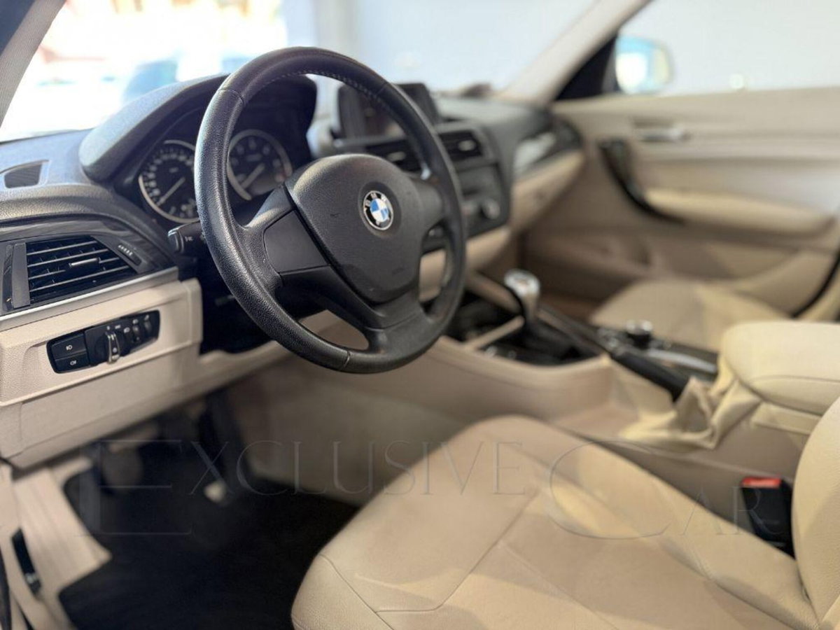 BMW Serie 1 5p. 118d 5p. Urban (13)