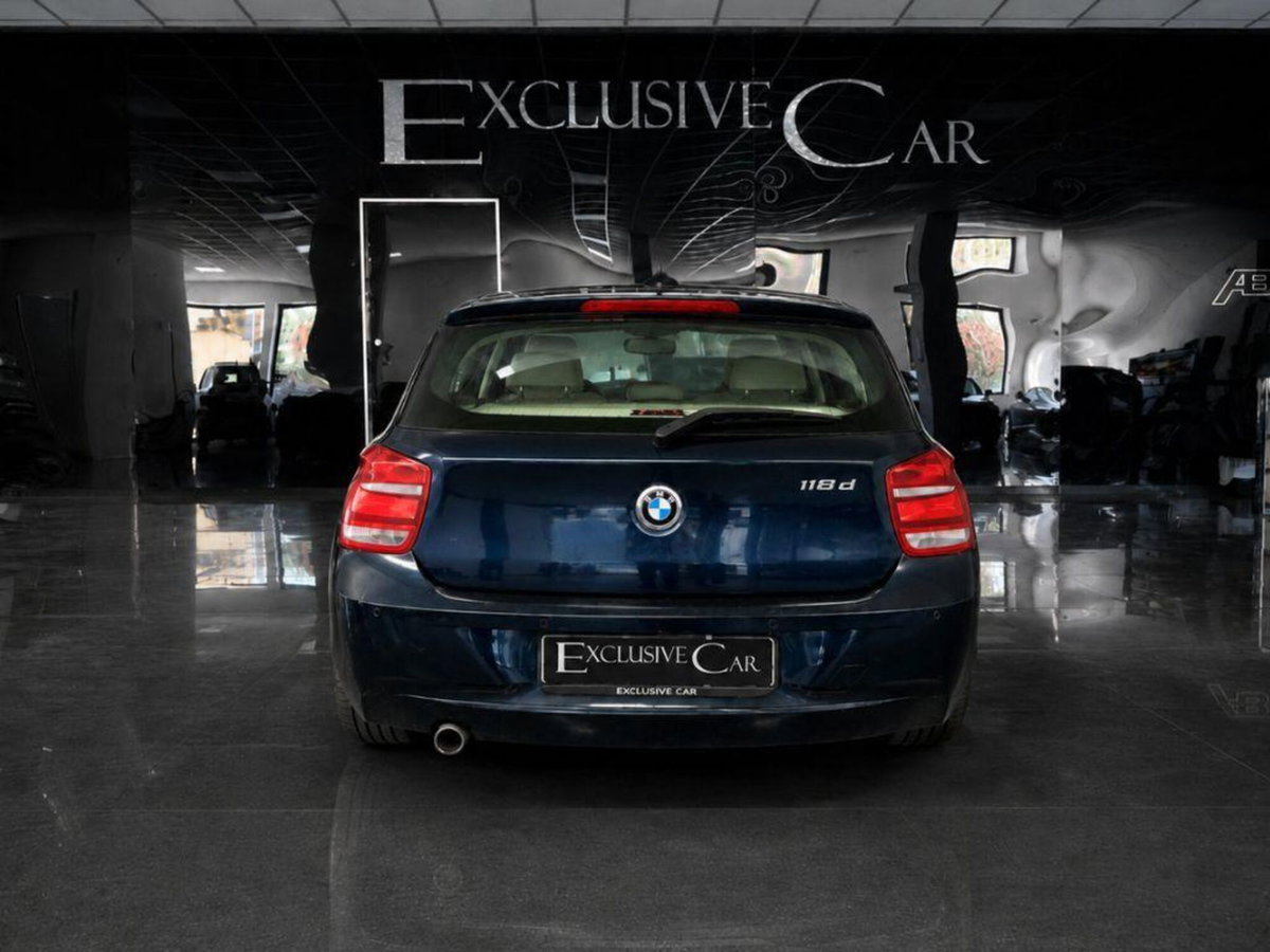 BMW Serie 1 5p. 118d 5p. Urban (5)