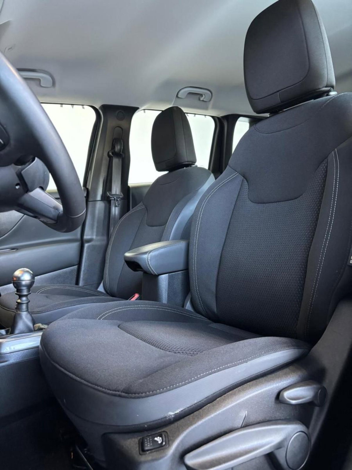 Jeep Renegade 1.0 T3 Limited (11)