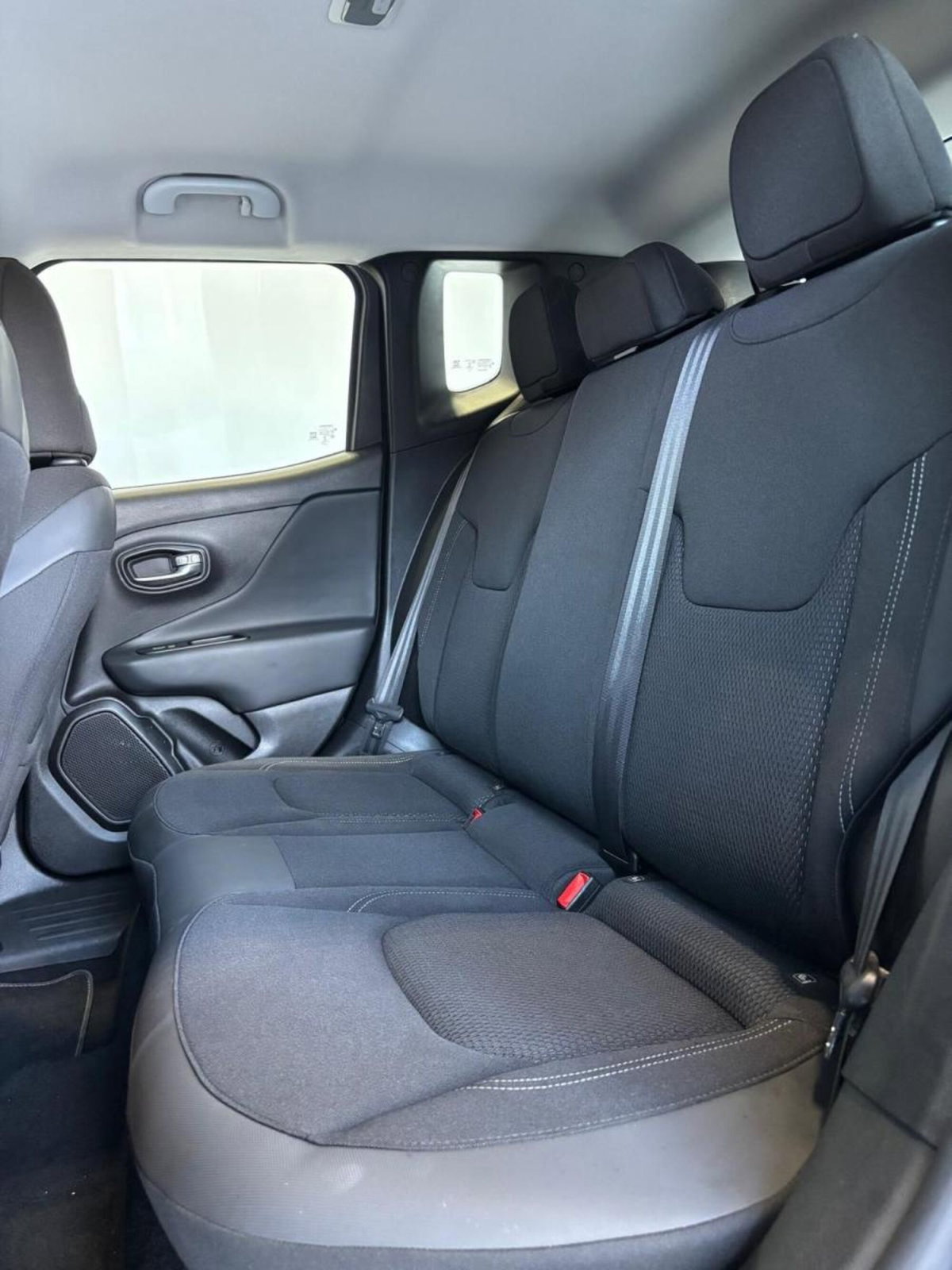 Jeep Renegade 1.0 T3 Limited (17)