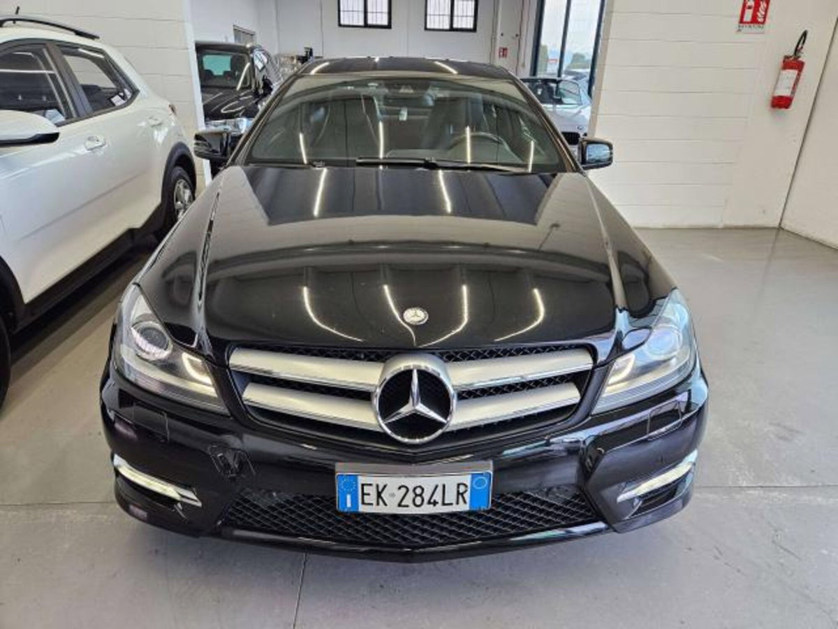Mercedes-Benz Classe C Coupé 250 CDI Coupé Executive (2)