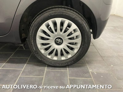 Toyota Yaris 1.0 5 porte Sol (5)