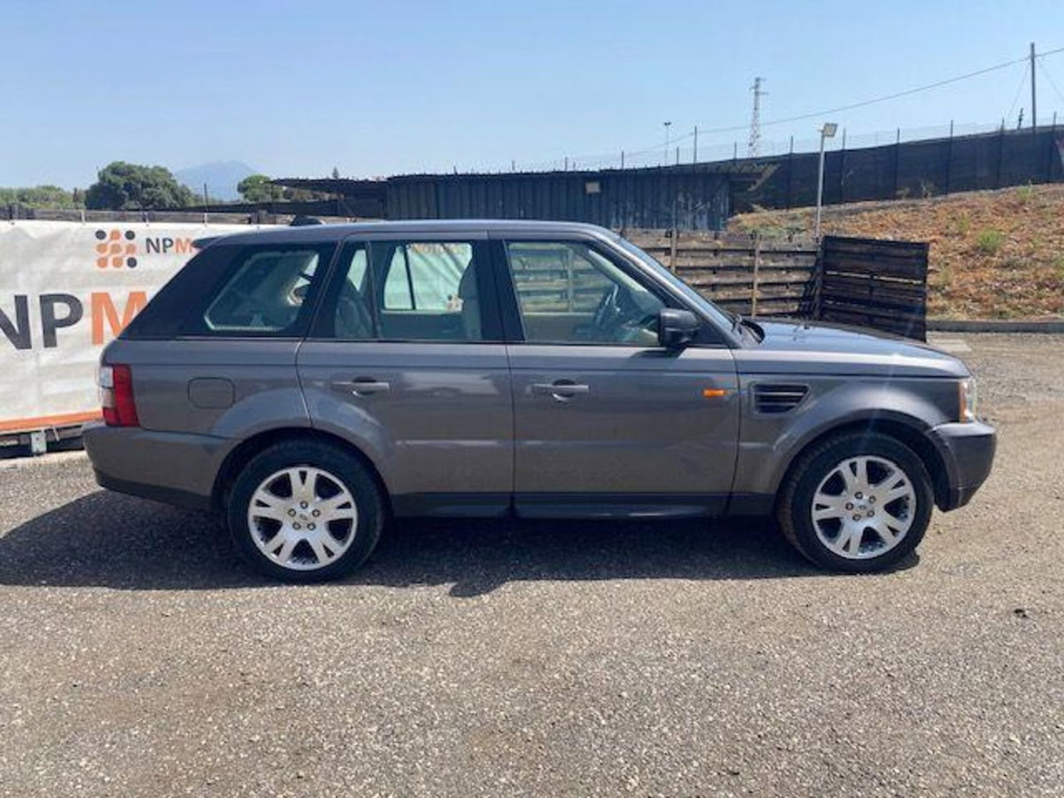 Land Rover Range Rover Sport 2.7 TDV6 HSE (4)